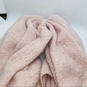 Super soft princess pink scarf 💕